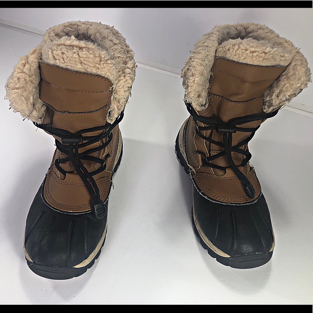 BearPaw Waterproof Boots (Youth size 4)
